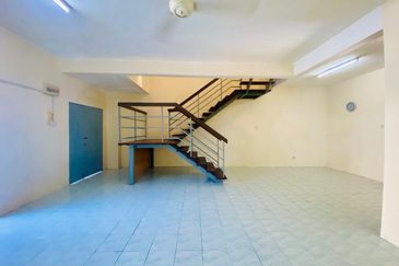 Jalan Ukay Perdana 4/2