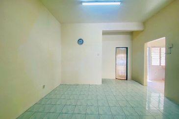 Jalan Ukay Perdana 4/2