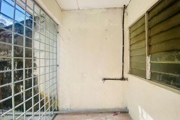 Jalan Ukay Perdana 4/2