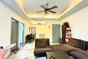 Putra Apartment