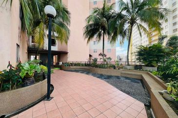 Bintang Mas Condominium