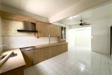 Jalan Pantai Murni 1