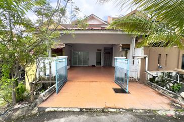 Jalan Pantai Murni 1