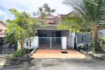 Jalan Pantai Murni 1