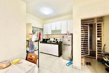 Putra Suria Residency Apartment