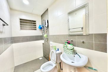 Putra Suria Residency Apartment