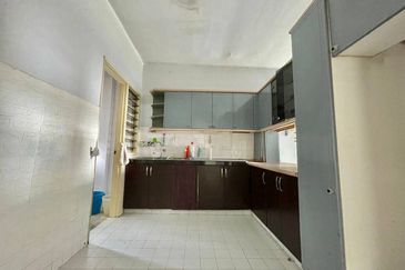 Sri Kinabalu Condominium