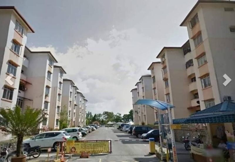 Sri Melor (Mulberry Court)