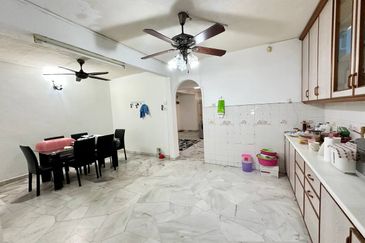 Taman Pinggiran Batu Caves