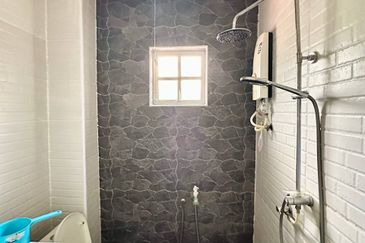 Taman Pinggiran Batu Caves