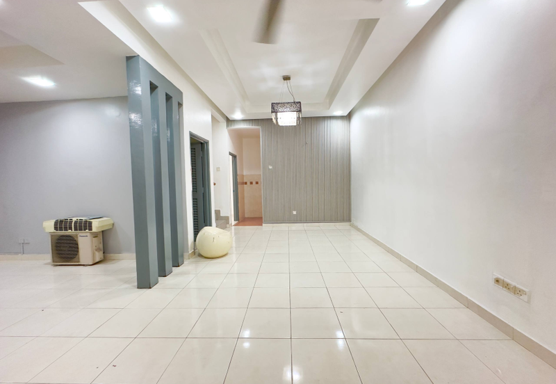 Jalan Suakasih @ Tun Hussein Onn