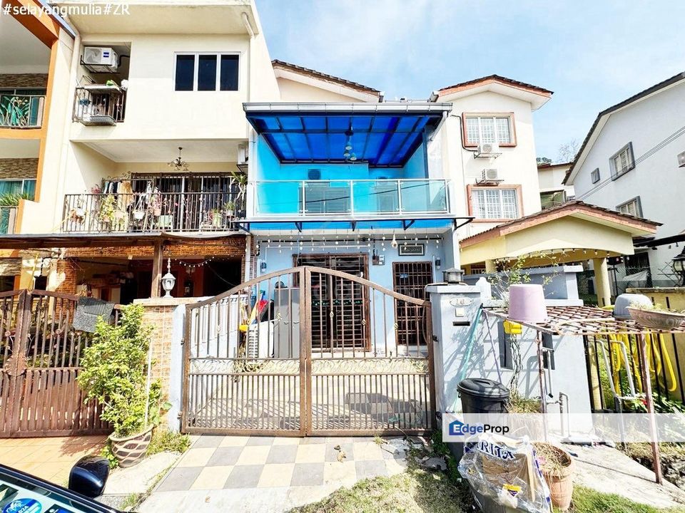 RENOVATED | 3 Storey Terrace House Taman Selayang Mulia, Selangor, Selayang
