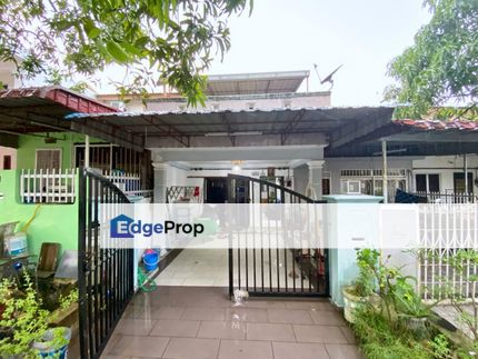 RENOVATED | 2 Storey House Taman Universiti Indah, Seri Kembangan, Selangor, Seri Kembangan