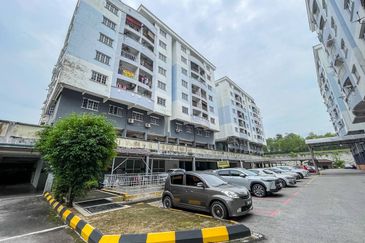 Kemensah Villa Condominium