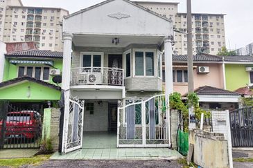 Taman Pinggiran Batu Caves