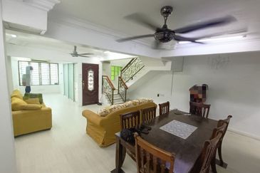 Taman Pinggiran Batu Caves