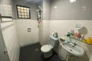 Bayu Tasik Condominium