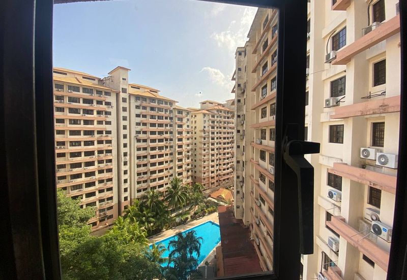 Bayu Tasik Condominium