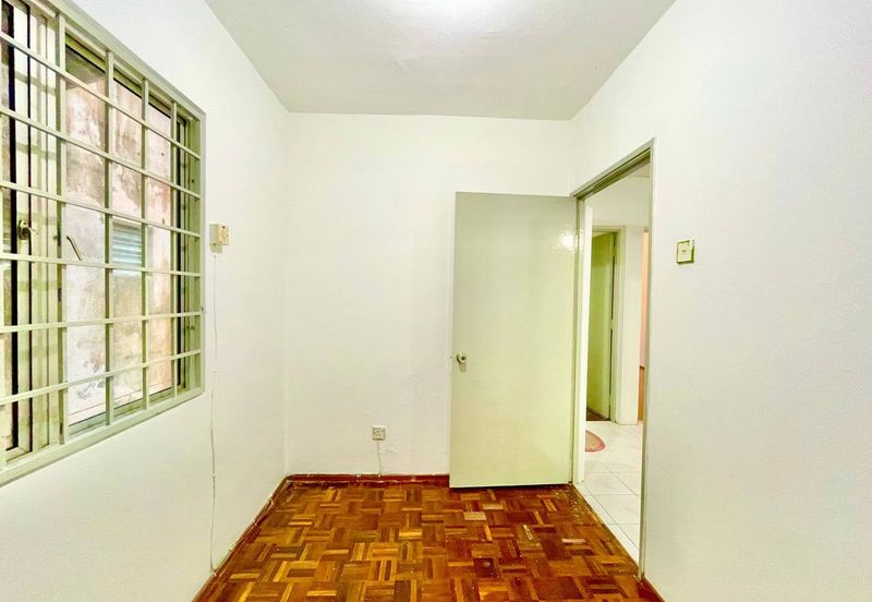 Saujana Apartment