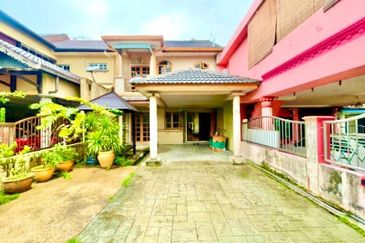 Jalan Suasana, Bandar Tun Hussein Onn