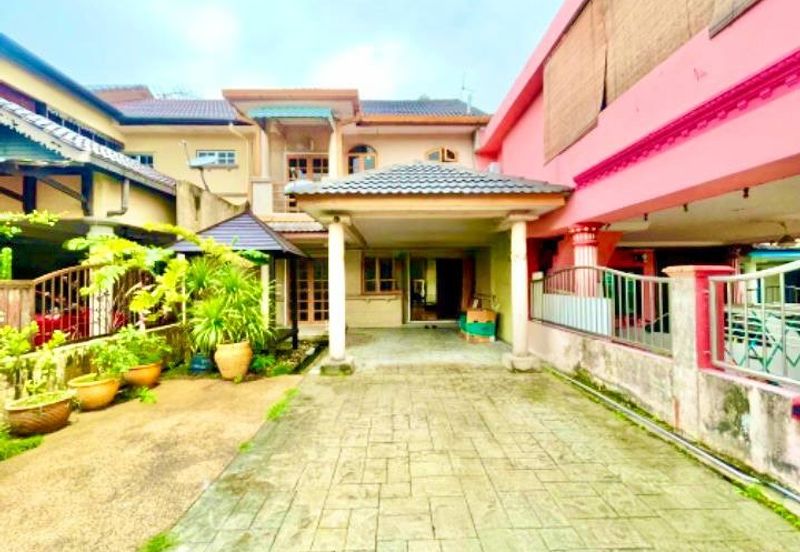 Jalan Suasana, Bandar Tun Hussein Onn