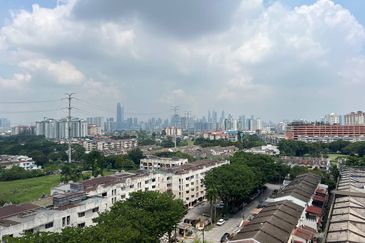 Taman Cahaya, Ampang