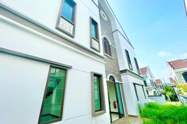 Peranakan Straits, Setia Eco Templer