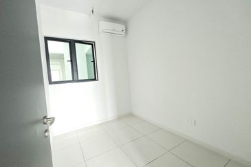 The Valleys @ SkySierra