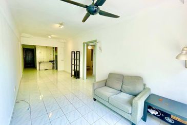 Apartment Indah, Damansara Damai