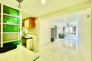 Apartment Indah, Damansara Damai