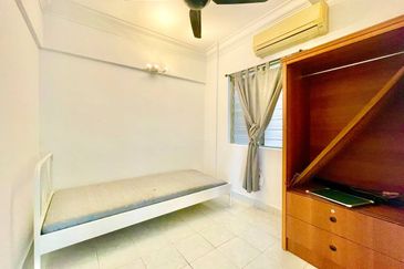 Apartment Indah, Damansara Damai