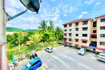 Apartment Indah, Damansara Damai