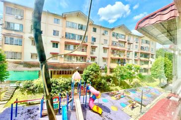 Apartment Indah, Damansara Damai