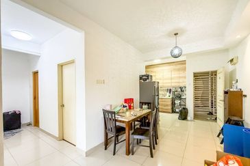 Putra Suria Residency Apartment