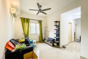 Putra Suria Residency Apartment