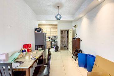 Putra Suria Residency Apartment