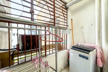 Putra Suria Residency Apartment