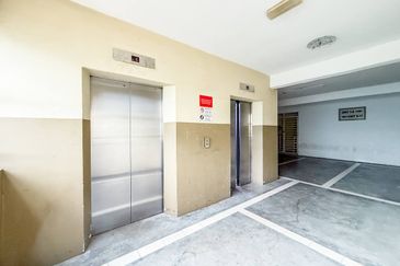 Putra Suria Residency Apartment