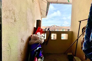 Sri Puteri (Earls Court), Ukay Perdana