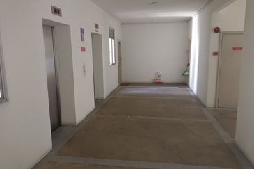 Seri Maya Condominium