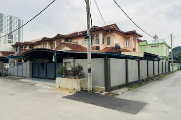 Taman Pinggiran Batu Caves
