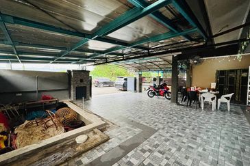 Taman Pinggiran Batu Caves