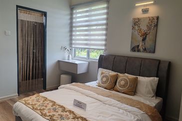 BANDAR JASIN BISTARI