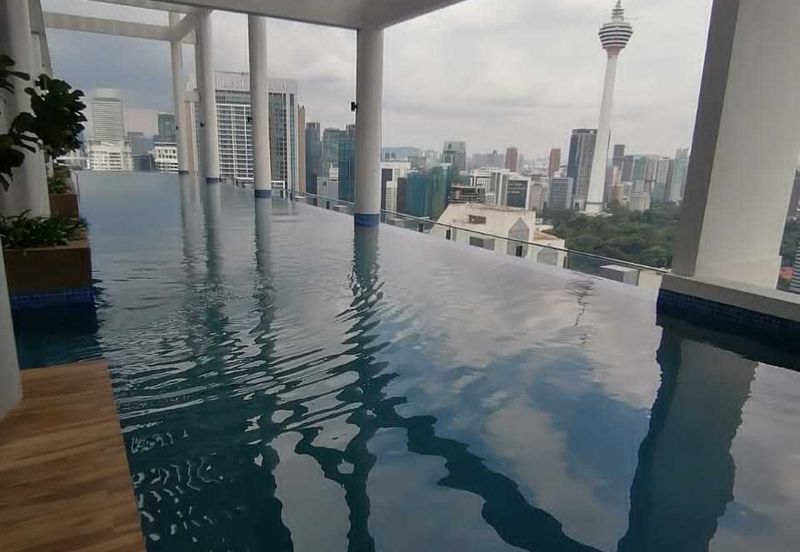 The Luxe by Infinitum