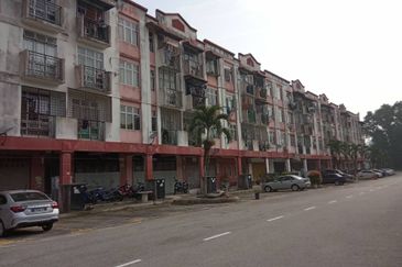 PUSAT BANDAR PUTRA PERMAI 2