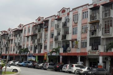 PUSAT BANDAR PUTRA PERMAI 2