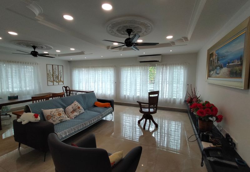 2 Storey Bungalow House at Taman Desa Old Klang Road For Sale