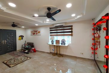 2 Storey Bungalow House at Taman Desa Old Klang Road For Sale