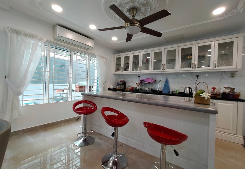 2 Storey Bungalow House at Taman Desa Old Klang Road For Sale