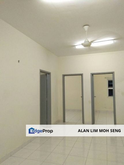 Desa Impiana Condo, Corner Unit,Well Maintained , Selangor, Puchong